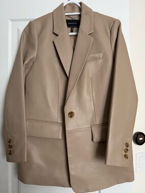 BCBGMaxAzria Taupe latte Vegan Leather Single-Button Blazer Sz Small NWOT